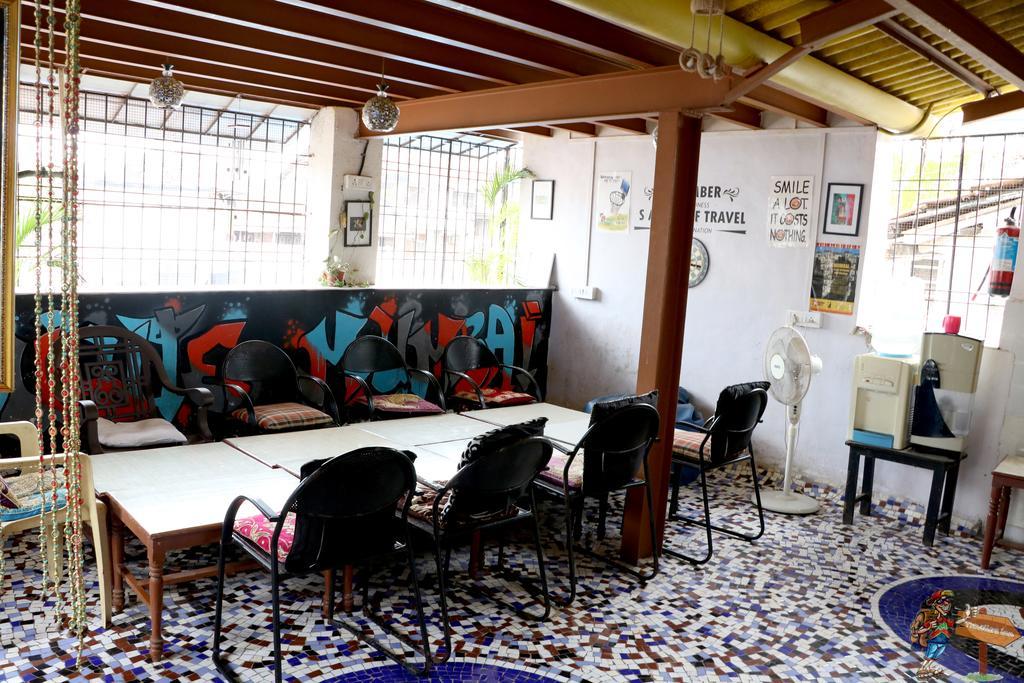 Traveller'S Inn Hotel - Fort Mumbai Exterior photo