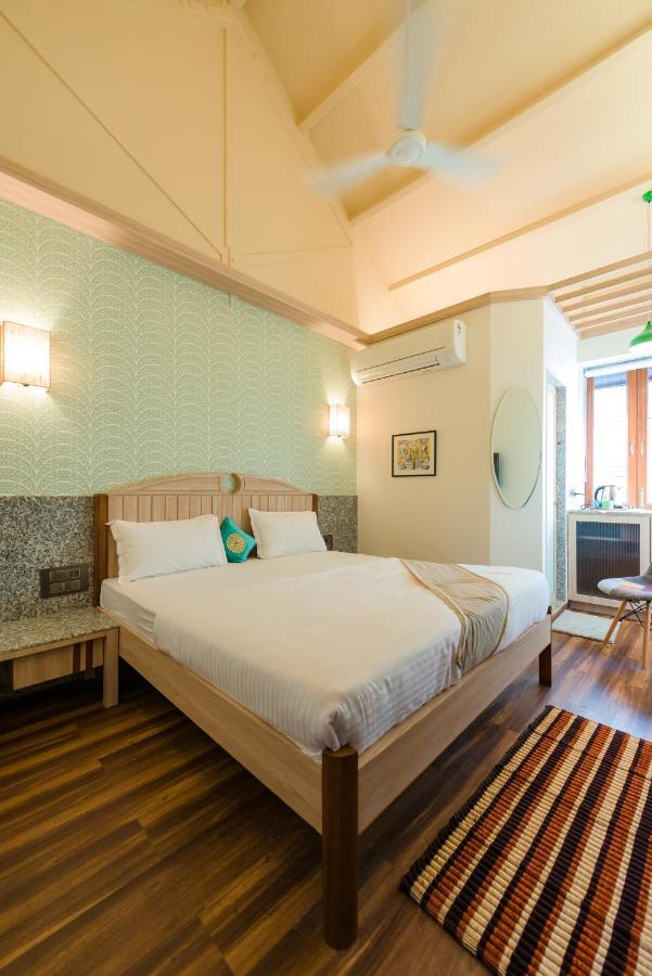 Traveller'S Inn Hotel - Fort Mumbai Exterior photo